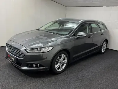 Gebraucht Ford Mondeo Titanium 179 PS (131 kW) 2018 Grau Kombi