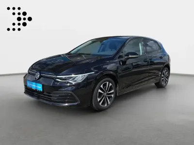 Gebraucht VW Golf VIII United 150 PS (110 kW) 2021 Deep black perleffekt Limousine