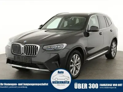 Gebraucht BMW X3 Sport Line 190 PS (139 kW) 2023 Sophistograu brillanteffekt metalli SUV