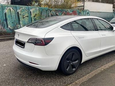 Gebraucht Tesla Model 3 Standard Range Plus 239 kW (325 PS) 2020 Weiß Limousine