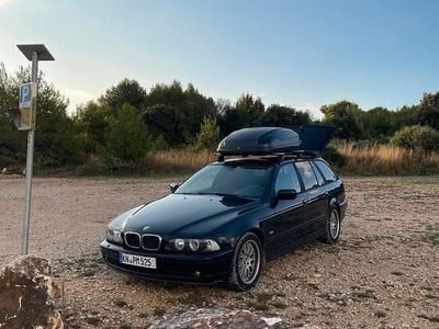 BMW 525