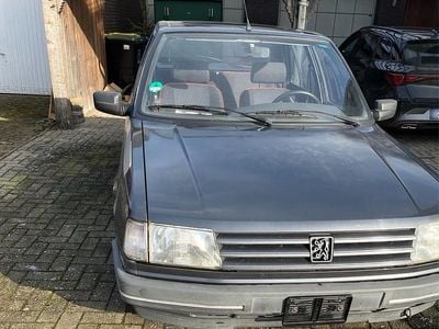 Gebraucht Peugeot 309 60 PS (44 kW) 1990 Grau Kleinwagen