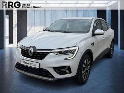 Kyanitweiß Gebraucht 2022 Renault Arkana Zen SUV | 18.790 € (Guter Preis)