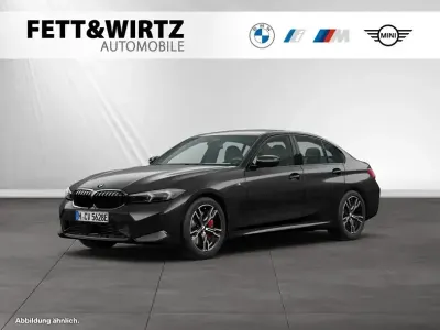 Gebraucht BMW 330e M Sport 292 PS (214 kW) 2025 Black sapphire metallic Limousine