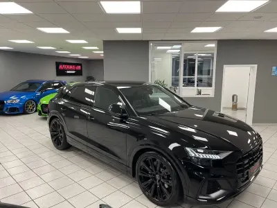Gebraucht Audi Q8 S-Line 231 PS (169 kW) 2021 Schwarz SUV