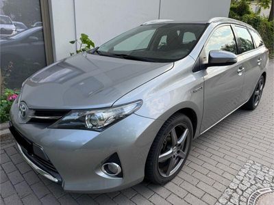Toyota Auris Hybrid