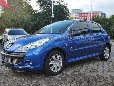 Gebraucht Peugeot 206+ 68 PS (50 kW) 2012 Blau metallic Kleinwagen