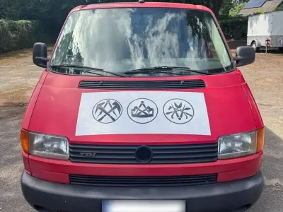 Gebraucht VW T4 102 PS (75 kW) 2002 Rot Van