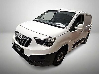 Gebraucht Opel Combo Edition 102 PS (75 kW) 2020 Weiß Van