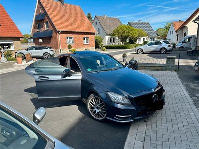 Second-hand Mercedes CLS350 306 CP (225 kW) 2011 Gri Berlinǎ