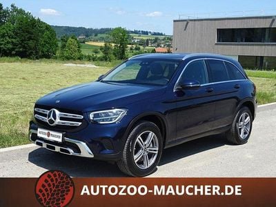 Cavansitblau metallic Gebraucht 2022 Mercedes GLC300e SUV | 36.990 € (Guter Preis)