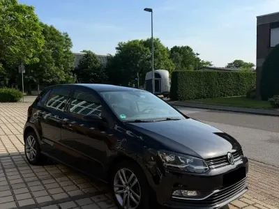 Gebraucht VW Polo Allstar 90 PS (66 kW) 2017 Schwarz Kleinwagen
