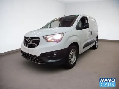 Gebraucht Opel Combo-e Life Edition 100 kW (136 PS) 2024 Weiß Limousine