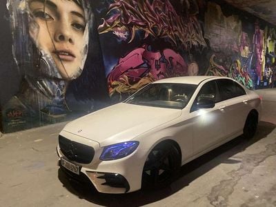 Gebraucht 2016 Mercedes E200 AMG line Limousine | 25.500 € (Teuer)