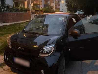 Gebraucht Smart ForTwo Coupé 60 kW (82 PS) 2021 Schwarz Cabrio