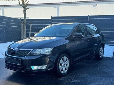 Schwarz Gebraucht 2015 Skoda Rapid Kleinwagen | 6.400 € (Fairer Preis)