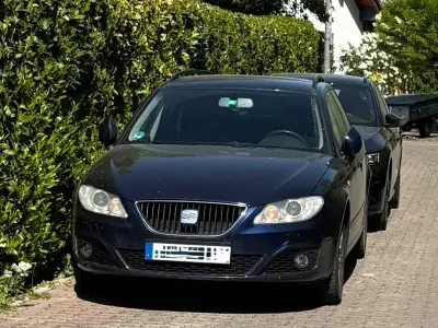 Second-hand Seat Exeo Style 170 CP (125 kW) 2011 Albastru Break