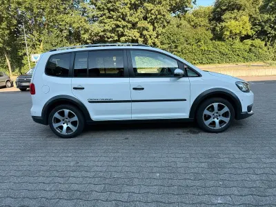 Gebraucht VW Touran Cross 150 PS (110 kW) 2013 Weiß Van / Kleinbus