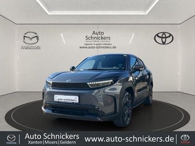 Neu Toyota Urban Cruiser Lounge 127 kW (174 PS) 2026 Gruen SUV