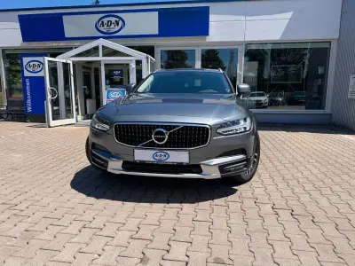 Gebraucht Volvo V90 CC Pro 254 PS (186 kW) 2017 Grau Kombi