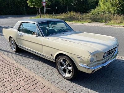 Gebraucht Ford Mustang 300 PS (220 kW) 1966 Beige Coupé