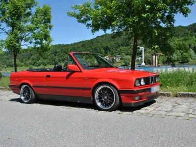 Gebraucht BMW 318 Cabriolet Shadowline 113 PS (83 kW) 1993 Rot Cabrio