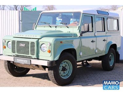 Gebraucht Land Rover Defender 122 PS (89 kW) 2013 Grün Kombi