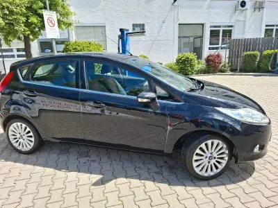 Gebraucht Ford Fiesta 82 PS (60 kW) 2009 Schwarz Limousine