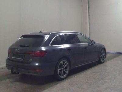 Second-hand Audi A4 S-Line 218 CP (160 kW) 2018 Gri Break