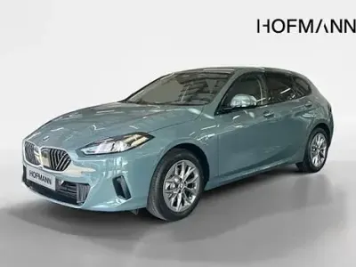 Nuova BMW 120 170 CV (125 kW) 2026 Verde Utilitaria