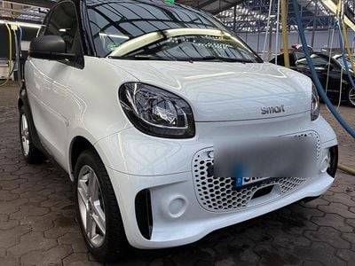 Weiß Gebraucht 2022 Smart ForTwo Coupé Kleinwagen | 9.200 € (Fairer Preis)