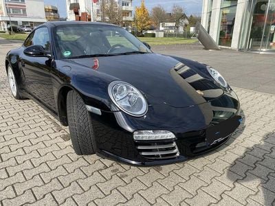 Porsche 911 Carrera 4