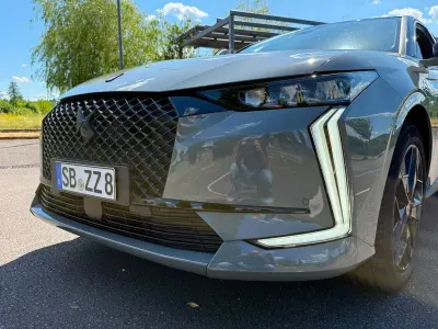 Gebraucht DS Automobiles DS4 Performance 131 PS (96 kW) 2024 Grau SUV