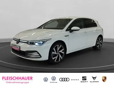 Gebraucht VW Golf VIII Style 150 PS (110 kW) 2024 Weiss Limousine
