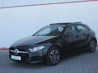 Gebraucht Mercedes A160 109 PS (80 kW) 2021 Schwarz Limousine