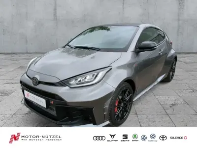 Używany Toyota Yaris 280 KM (205 kW) 2024 Srebrny Hatchback
