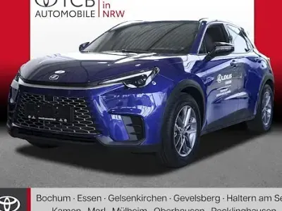Second-hand Lexus LBX 136 CP (100 kW) 2026 Albastru SUV