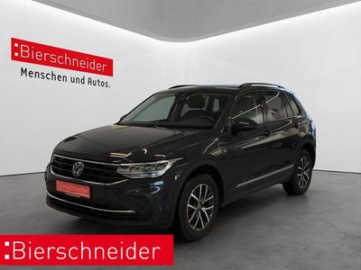 Grau Gebraucht 2022 VW Tiguan Life SUV | 29.850 € (Guter Preis)