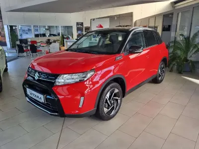 Neu Suzuki Vitara Comfort+ 110 PS (80 kW) 2026 Bright red /cosmic black pearl SUV
