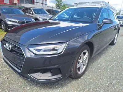 Gebraucht Audi A4 Basis 136 PS (100 kW) 2021 Grau Kombi