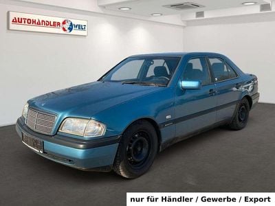 Gebraucht Mercedes C180 122 PS (89 kW) 1997 Blau Limousine