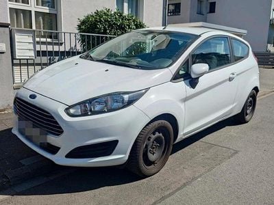 Usata Ford Fiesta Trend 60 CV (44 kW) 2013 Bianco Berlina