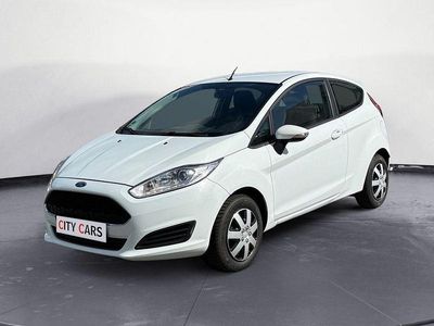 Weiß Gebraucht 2017 Ford Fiesta Trend Kleinwagen | 5.990 € (Guter Preis)