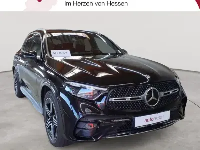 Gebraucht Mercedes GLC220 Advanced 197 PS (144 kW) 2023 Schwarz SUV
