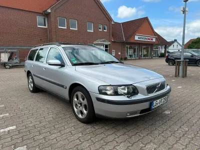 Gebraucht Volvo V70 140 PS (102 kW) 2003 Silber Kombi