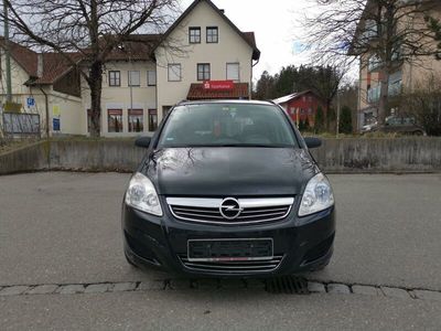 gebraucht Opel Zafira 1.8 Benzin, mit Tüv, technisch gut. Scheckheft
