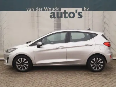 Używany Ford Fiesta Titanium 124 KM (91 kW) 2022 Szary Hatchback