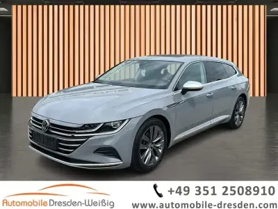 Gebraucht VW Arteon Elegance 150 PS (110 kW) 2023 Mondsteingrau Kombi