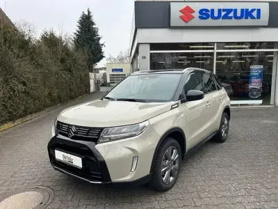 Second-hand Suzuki Vitara Comfort 102 CP (75 kW) 2025 Bej SUV