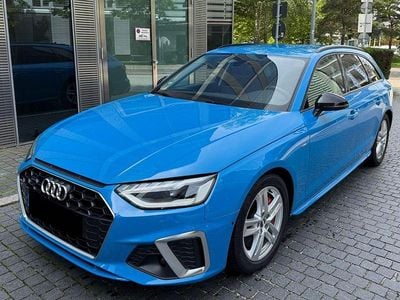 Blau Gebraucht 2021 Audi A4 S-Line Kombi | 25.999 €